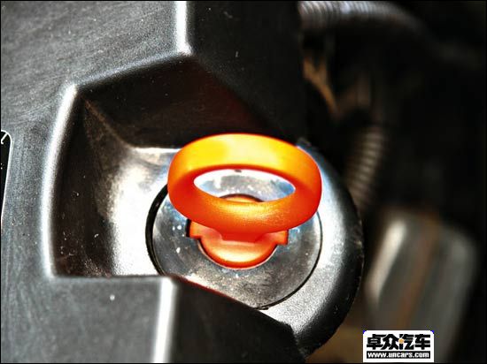 不容有失——DIY检查发动机舱内各种油液