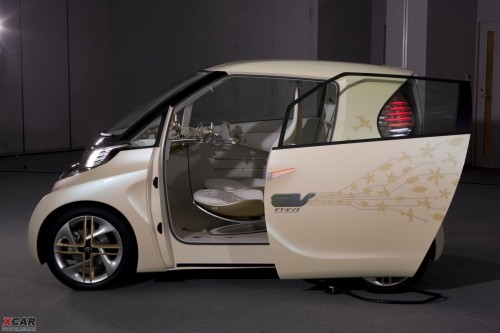 丰田将发布纯电力汽车 FT-EV II概念车 