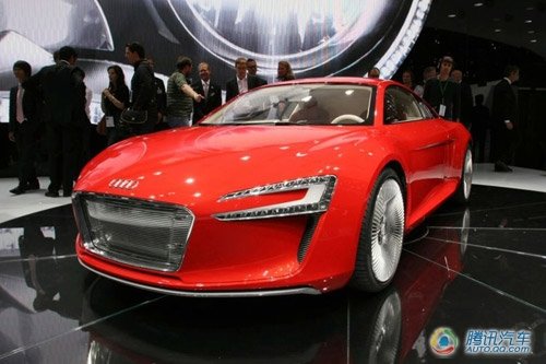 奥迪R8电动跑车2012年上市 限量一千辆