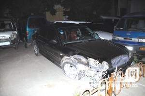 男子开套牌车疑醉驾撞伤3人 包括1名孕妇(图)