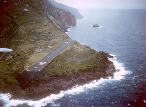 荷属安地列斯群岛沙巴岛胡安彻·亚拉斯奎恩机场