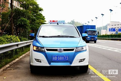 比亚迪e6面向个人销售版谍照曝光 内部代号e6B